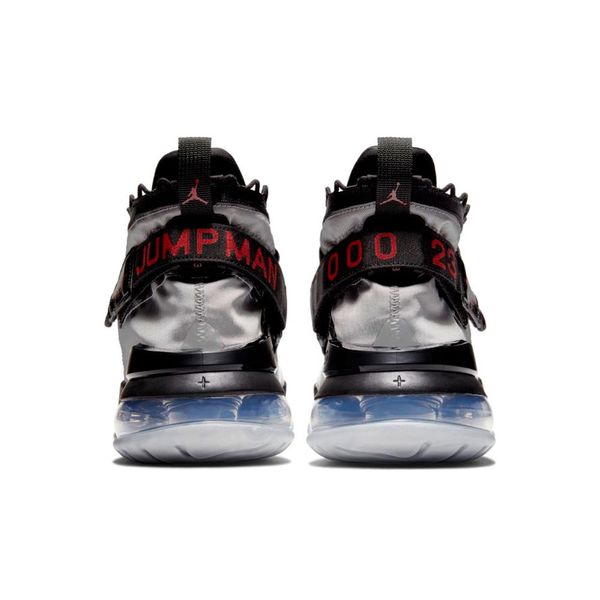 tenis jordan proto max 720