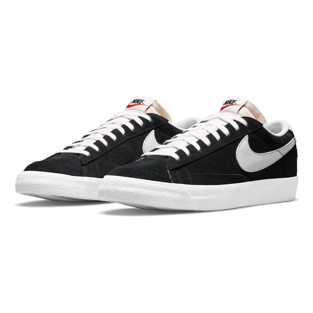 black nike blazer low 77