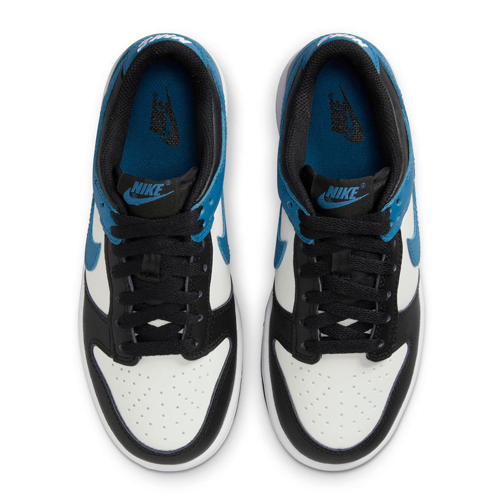 Black 2024 blue nikes