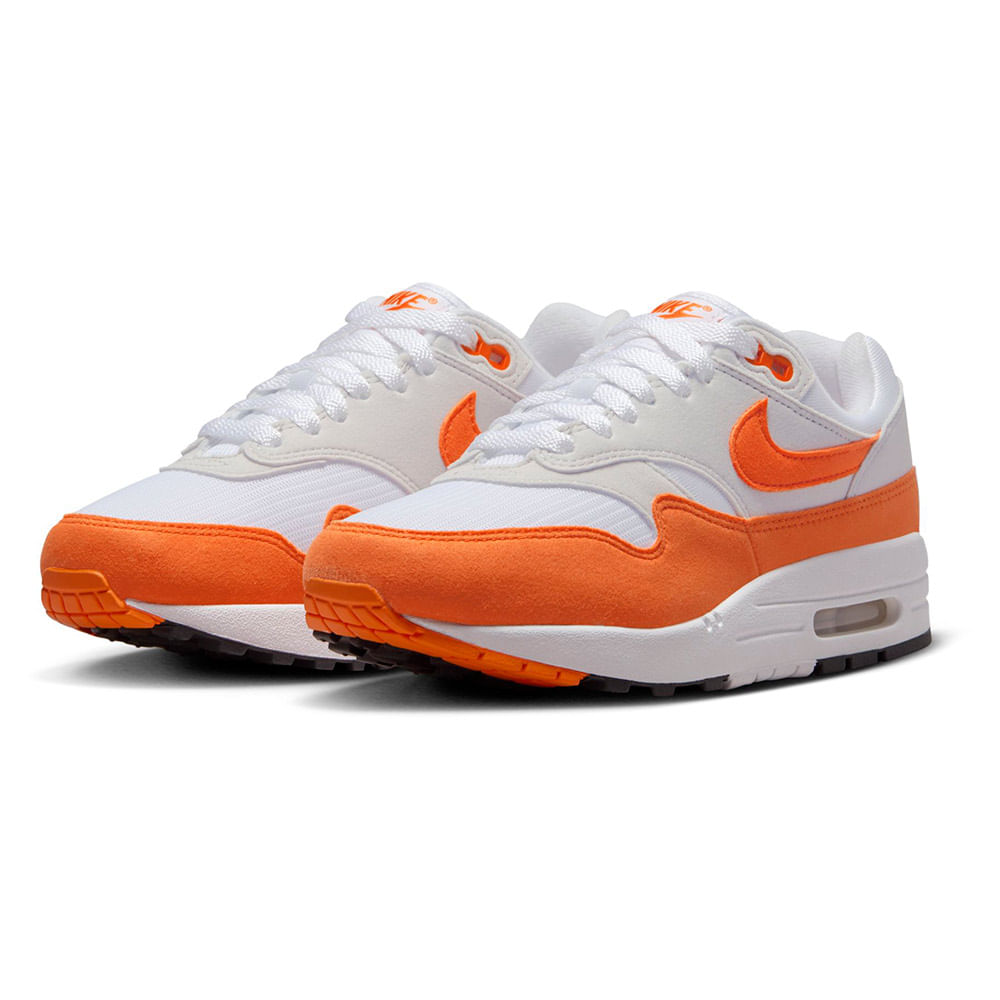 Orange nike air sales max 1