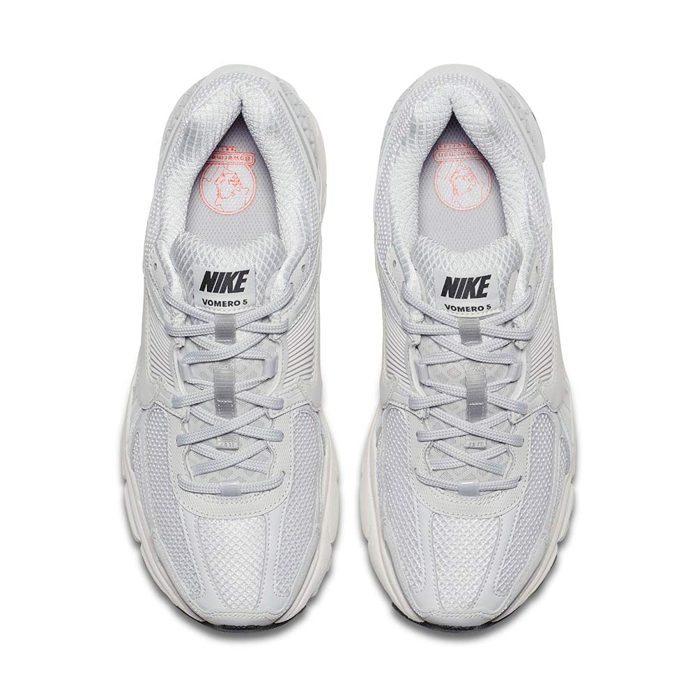 Nike zoom sale vomero 5 white