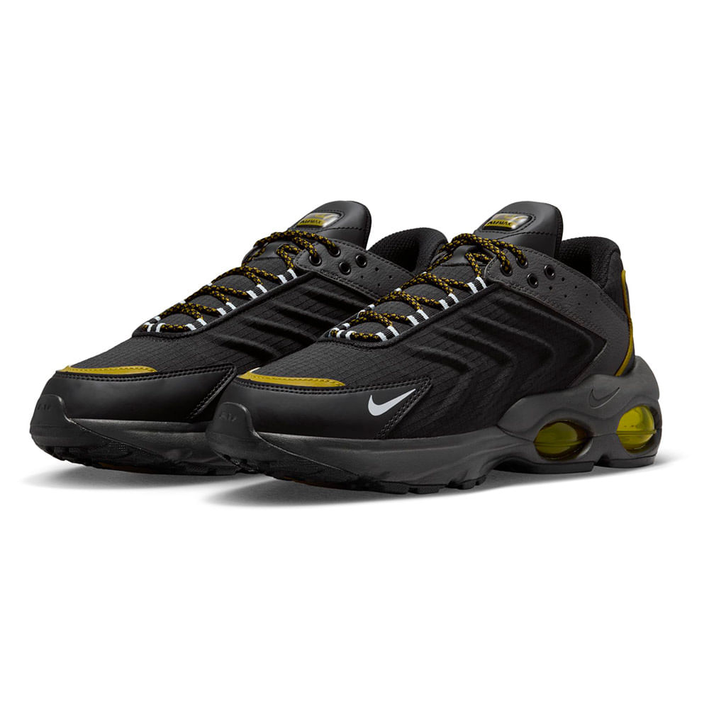 Black and yellow air max sales plus men's